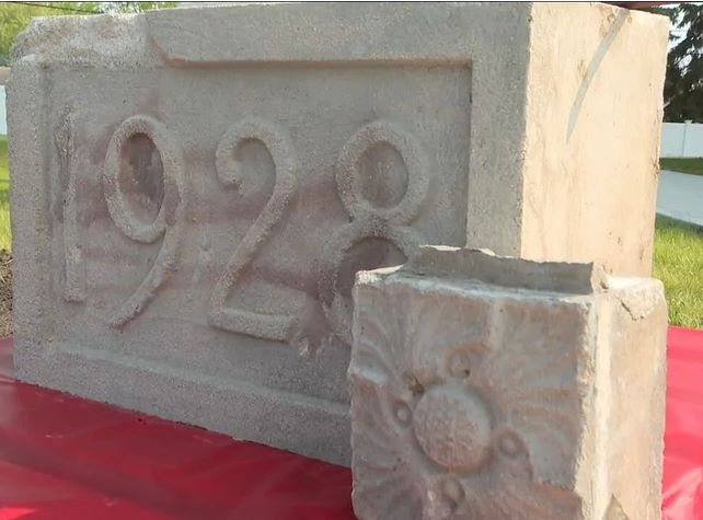 95-year-old time capsule from Mary Crapo School opened